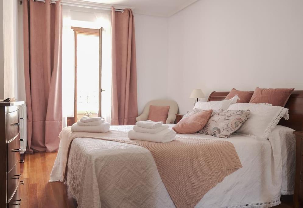 La Casina De Cori Apartman Luarca Kültér fotó
